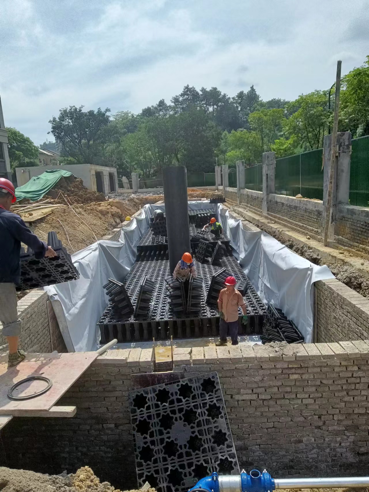 1657610436117977.jpg 4.jpg