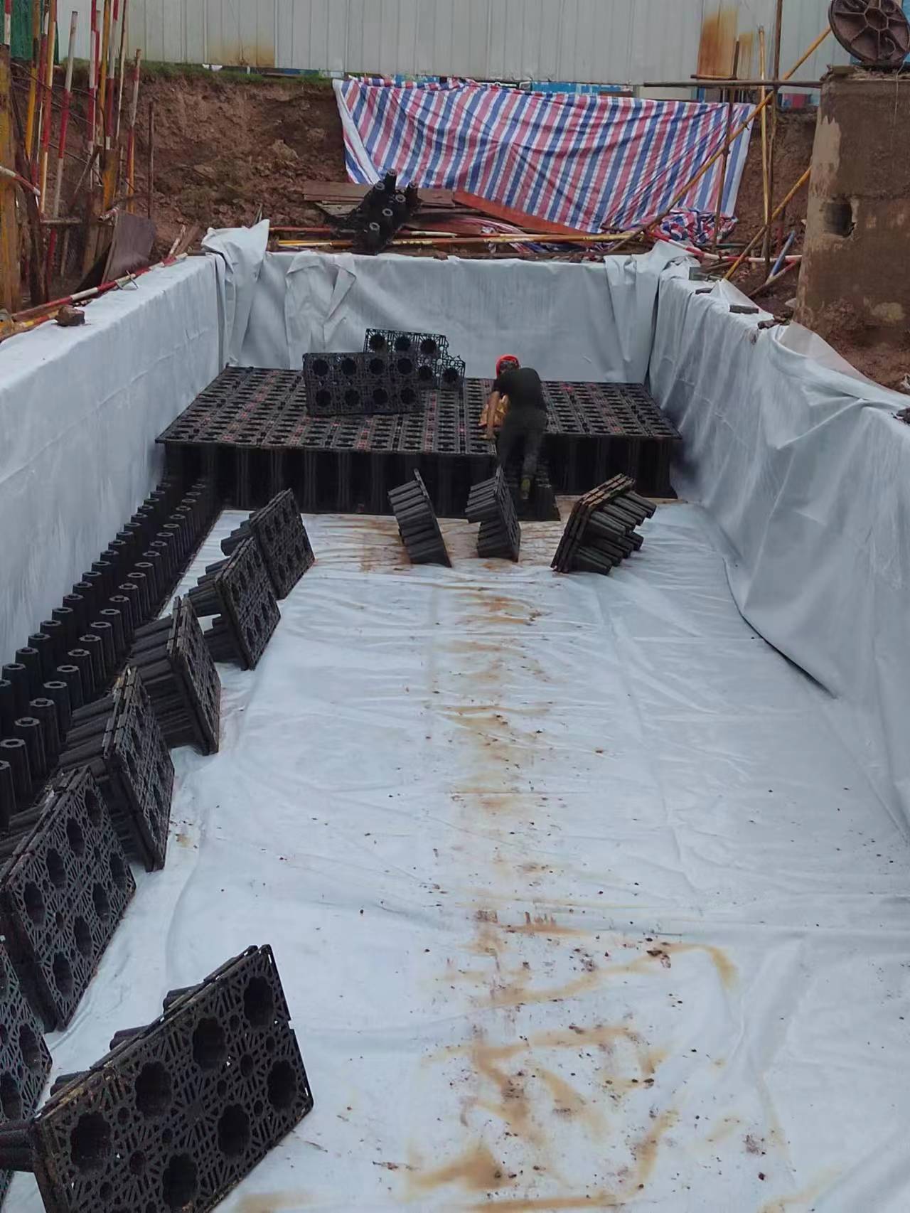 1685494464778041.jpg 2.jpg